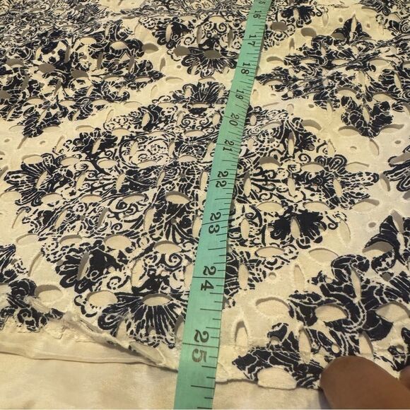 ADRIANNA PAPELL Plus Size Women 2X % 100 cotton Print Eyelet cap sleeve Top - Picture 7 of 7